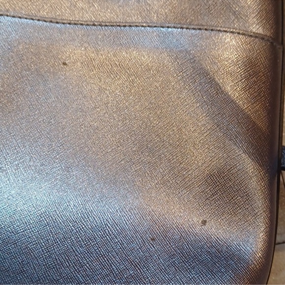 Henri Bendel New York Gorgeous Pewter/Silver Handbag/Crossbody Bag - Picture 7 of 16